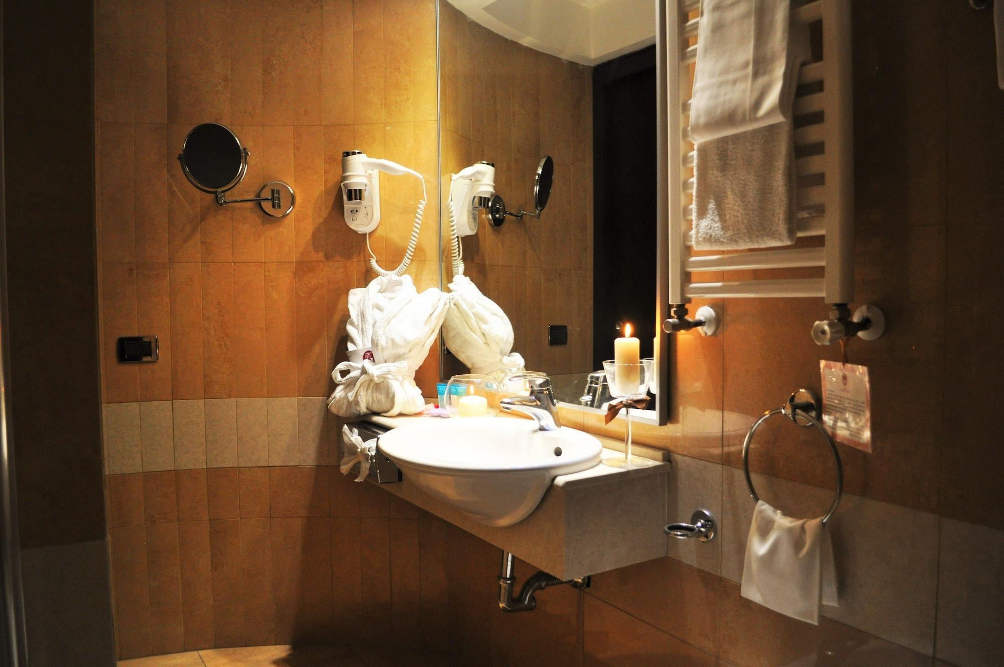 Hotel Imperatori Roma Dış mekan fotoğraf