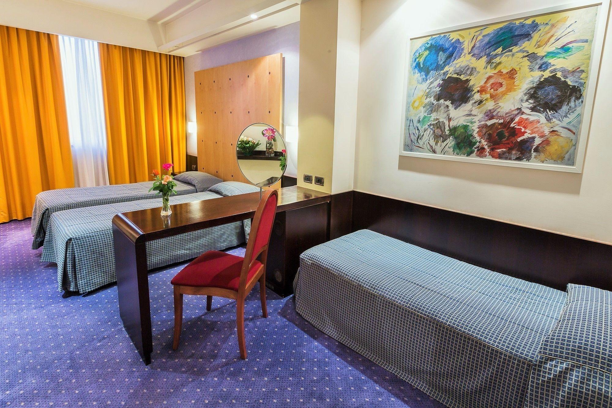 Hotel Imperatori Roma Dış mekan fotoğraf
