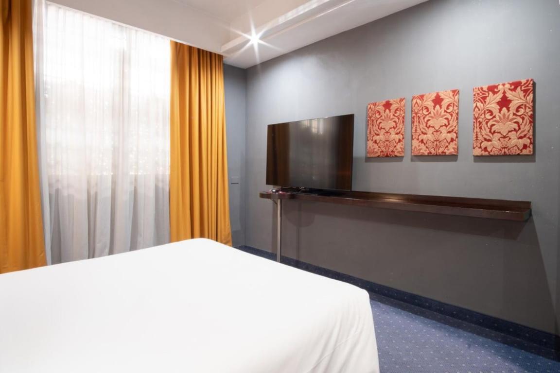 Hotel Imperatori Roma Dış mekan fotoğraf