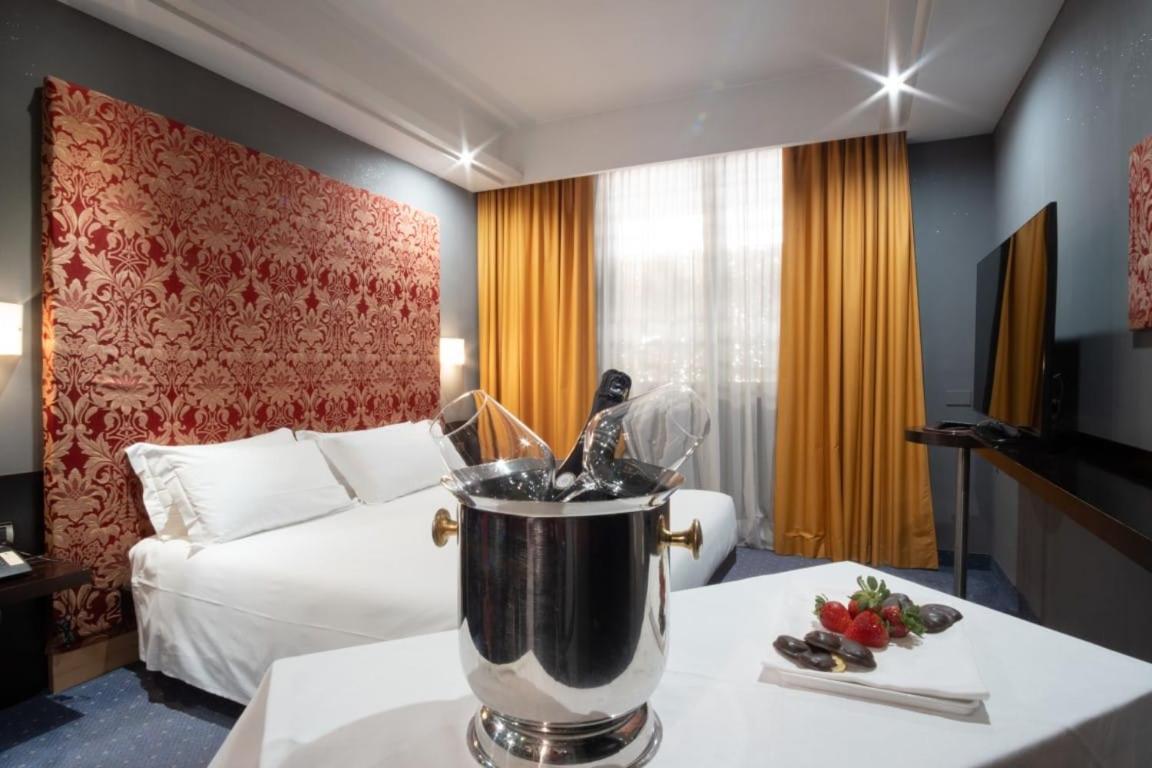 Hotel Imperatori Roma Dış mekan fotoğraf